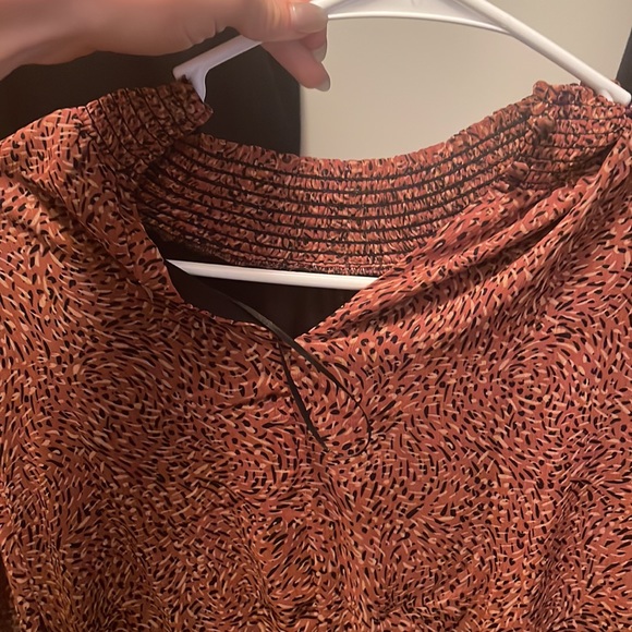 Express.  Never worn.  Dress.  Size.  Xs. - Picture 2 of 3